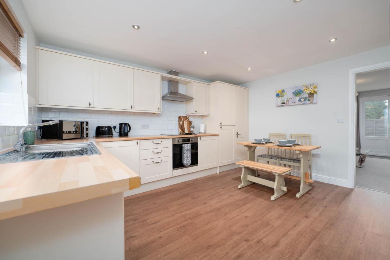 Stunning 3 Bed With Parking & Garden Villa Market Rasen Eksteriør billede
